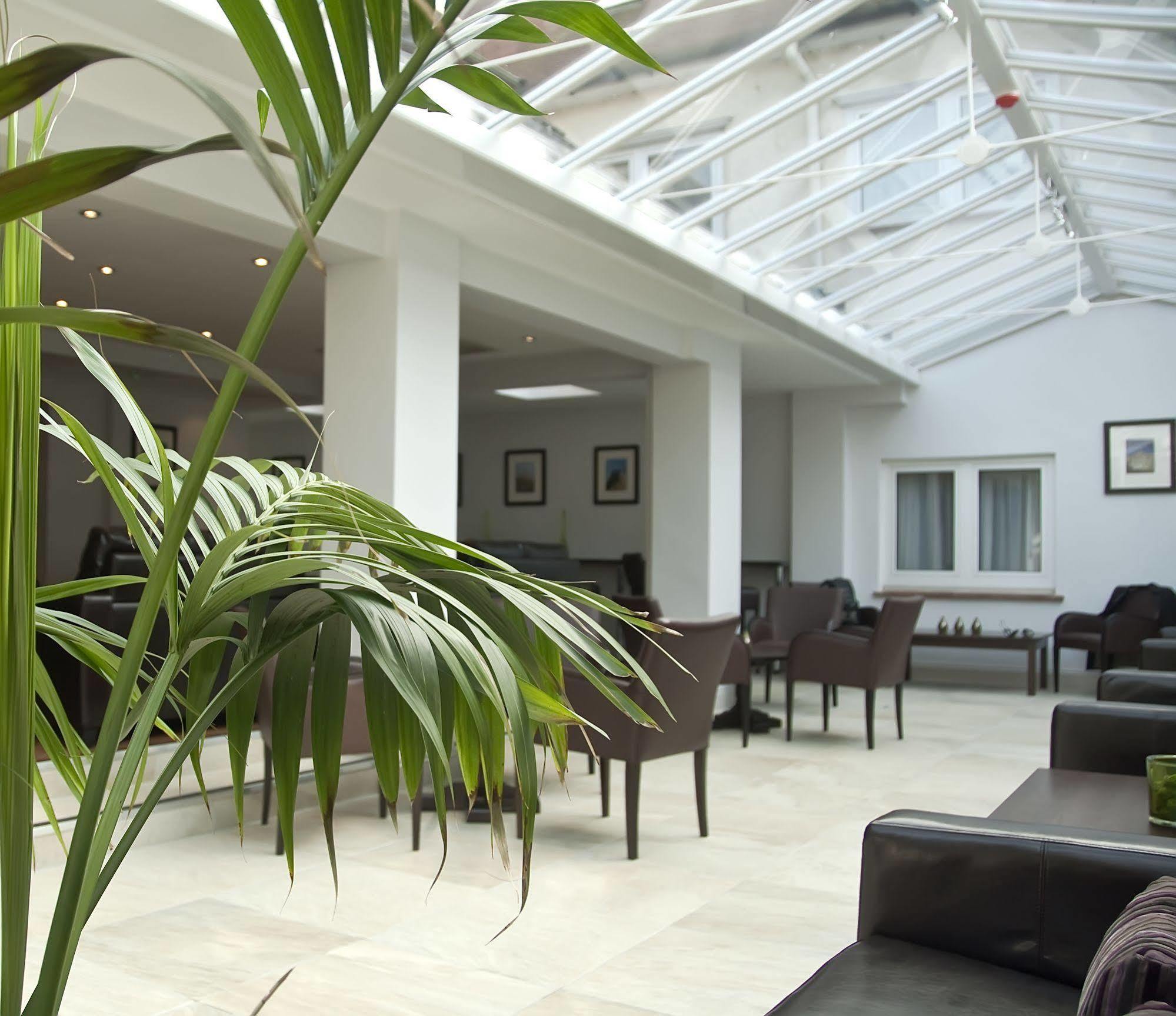 Regency Park Hotel, Health Club & Spa ثاتشام المظهر الخارجي الصورة