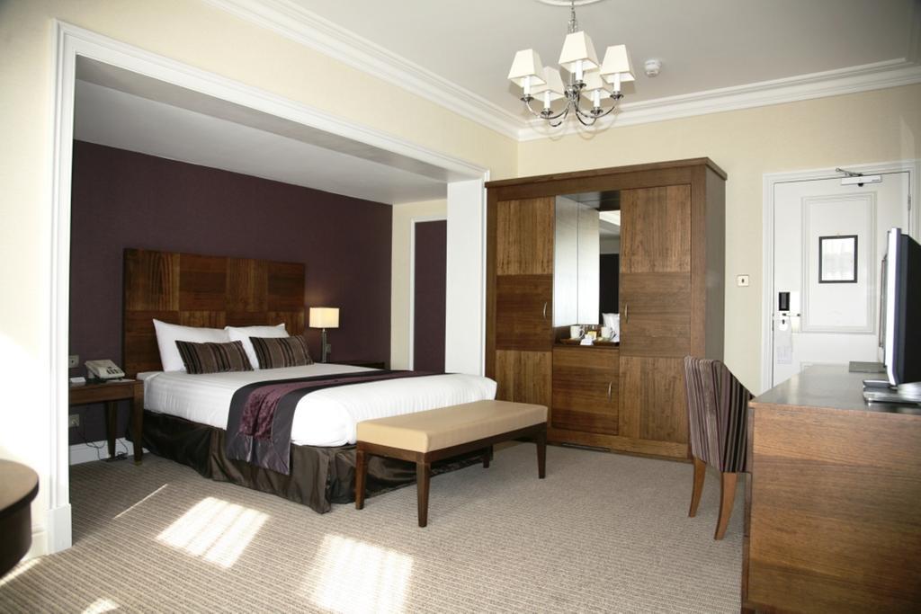 Regency Park Hotel, Health Club & Spa ثاتشام المظهر الخارجي الصورة