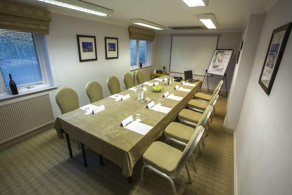 Regency Park Hotel, Health Club & Spa ثاتشام المظهر الخارجي الصورة